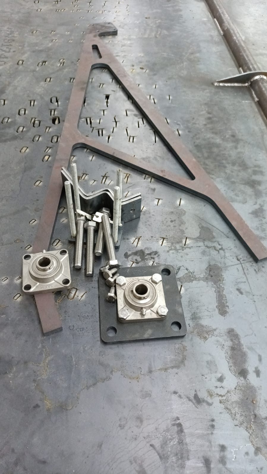 Entrance door — fabrication